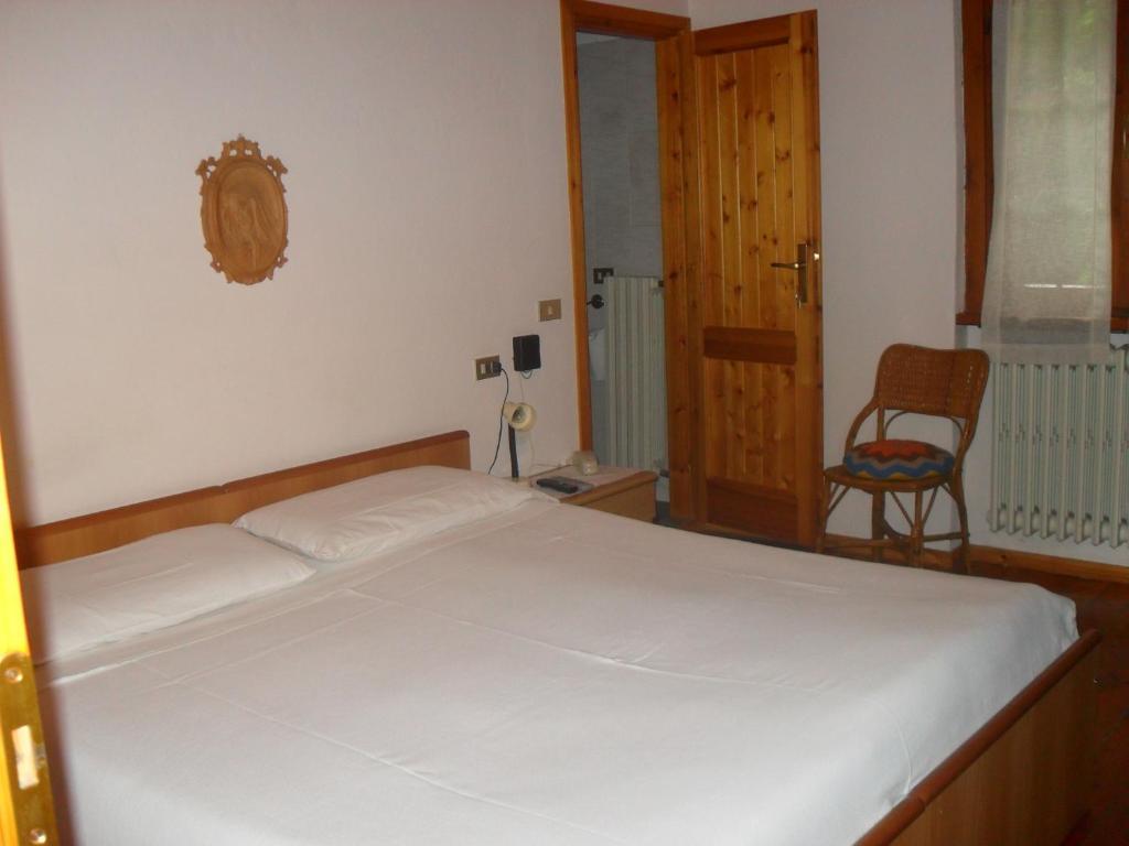 בלאג'יו Albergo La Genzianella מראה חיצוני תמונה